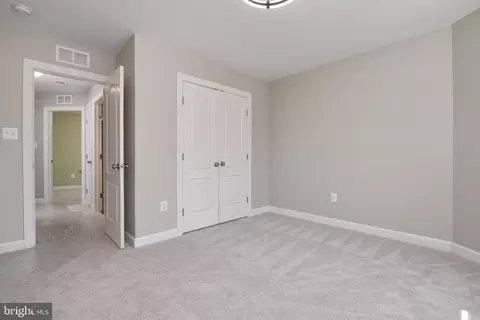 Bedroom - 1222 Juniper St, Shady Side, MD 20764 photo 3 of 5