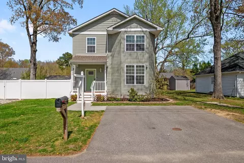Exterior - 1222 Juniper St, Shady Side, MD 20764 photo 1 of 9