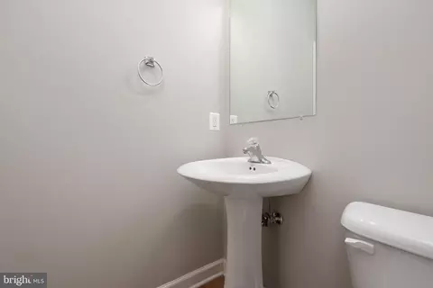 Entry Way - 1222 Juniper St, Shady Side, MD 20764 photo 2 of 2