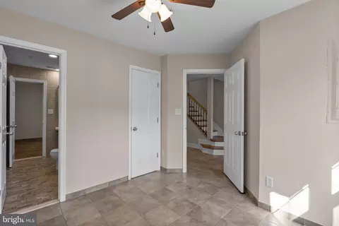 Entry Way - 1304 Hill Born Dr, Hanover, MD 21076 photo 5 of 5