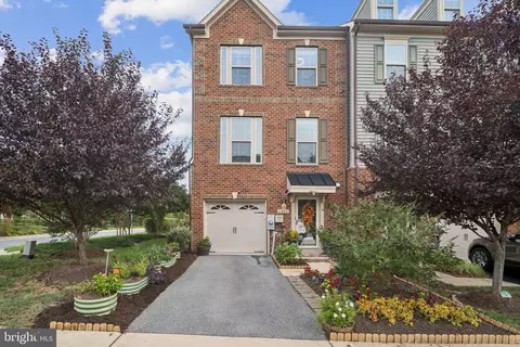 2612 Fiat Dr, Hanover, MD 21076