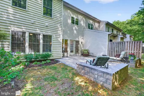 Exterior - 336 Colony Point Pl, Edgewater, MD 21037 photo 6 of 8