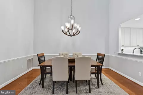 Dining - 336 Colony Point Pl, Edgewater, MD 21037 photo 1 of 2