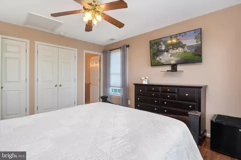 Bedroom - 1403 Mirable Way, Pasadena, MD 21122 photo 5 of 5