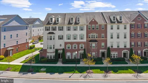 346 Chessington Dr, Odenton, MD 21113