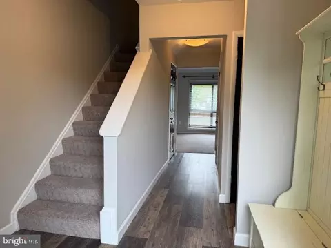 Entry Way - 2032 Cambridge Dr, Crofton, MD 21114 photo 1 of 2