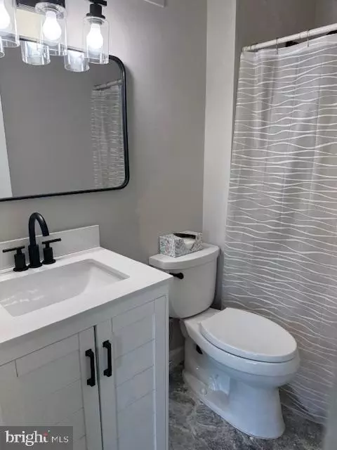 Bath - 2032 Cambridge Dr, Crofton, MD 21114 photo 1 of 2