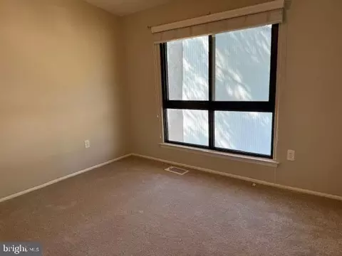 Bedroom - 2032 Cambridge Dr, Crofton, MD 21114 photo 5 of 5
