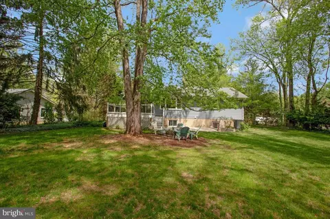 Exterior - 91 Scotts Cove Rd, Edgewater, MD 21037 photo 4 of 11