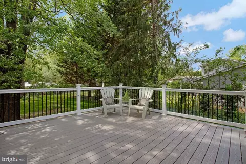 Exterior - 91 Scotts Cove Rd, Edgewater, MD 21037 photo 7 of 11