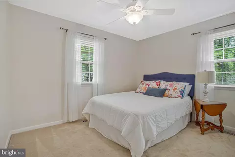 Bedroom - 91 Scotts Cove Rd, Edgewater, MD 21037 photo 4 of 10