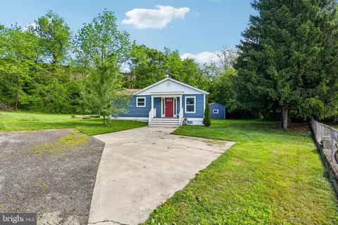 703 Cedar Ave, Glen Burnie, MD 21061