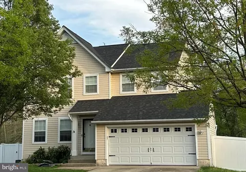 8028 High Oak Rd, Glen Burnie, MD 21060