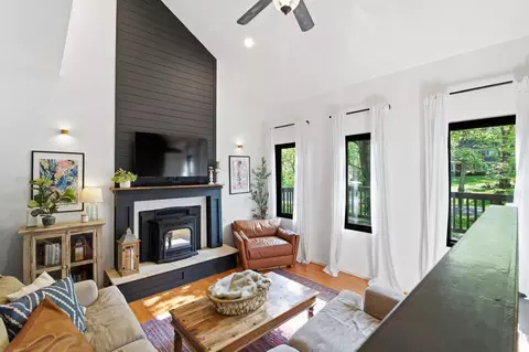 Living - 131 Tarragon Ln, Edgewater, MD 21037 photo 1 of 5