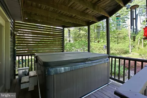 Exterior - 131 Tarragon Ln, Edgewater, MD 21037 photo 5 of 12