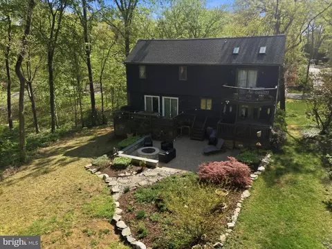 Exterior - 131 Tarragon Ln, Edgewater, MD 21037 photo 2 of 12