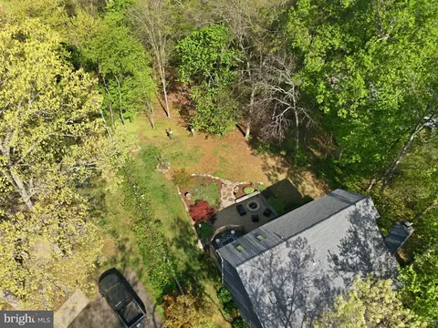 Exterior - 131 Tarragon Ln, Edgewater, MD 21037 photo 6 of 12