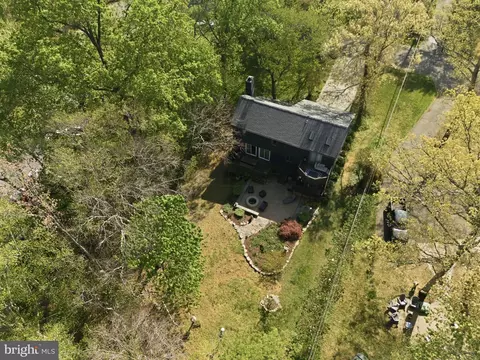 View/Area - 131 Tarragon Ln, Edgewater, MD 21037 photo 3 of 4