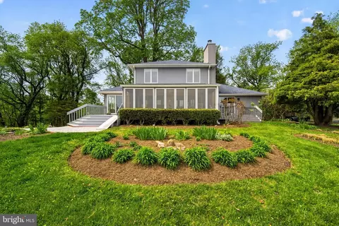 6920 Konrad Ct, Friendship, MD 20758