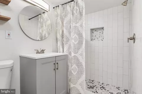 Bath - 5 Hampton Rd, Linthicum Heights, MD 21090 photo 2 of 2