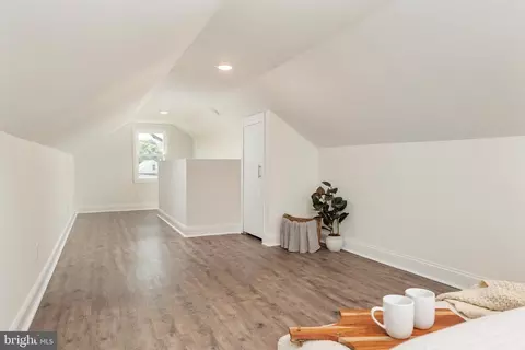 Entry Way - 5 Hampton Rd, Linthicum Heights, MD 21090 photo 5 of 5