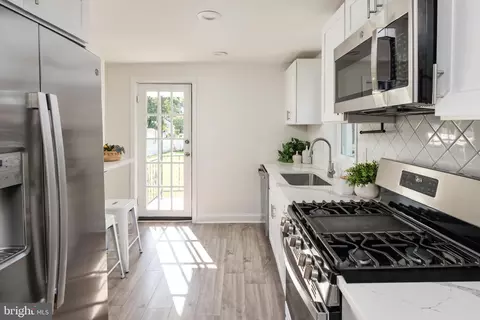 Other - 5 Hampton Rd, Linthicum Heights, MD 21090 photo 4 of 9