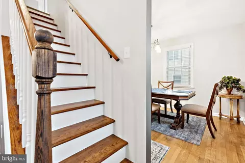 Entry Way - 805 Spa Rd, Annapolis, MD 21401 photo 1 of 8