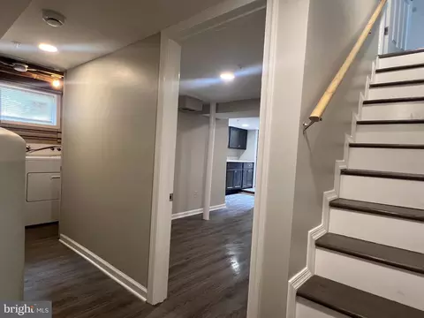 Entry Way - 805 Spa Rd, Annapolis, MD 21401 photo 8 of 8