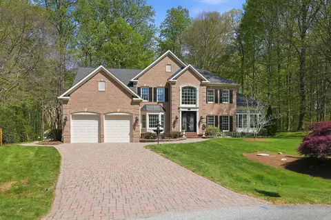 Exterior - 206 May Ln, Edgewater, MD 21037 photo 3 of 12