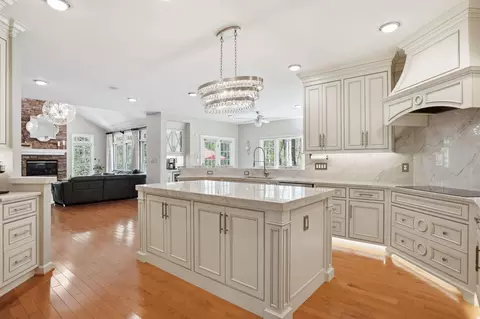 Kitchen - 206 May Ln, Edgewater, MD 21037 photo 3 of 6
