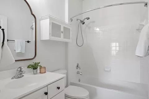 Bath - 206 May Ln, Edgewater, MD 21037 photo 5 of 5