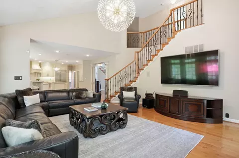 Living - 206 May Ln, Edgewater, MD 21037 photo 3 of 5