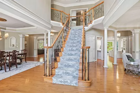 Entry Way - 206 May Ln, Edgewater, MD 21037 photo 2 of 4