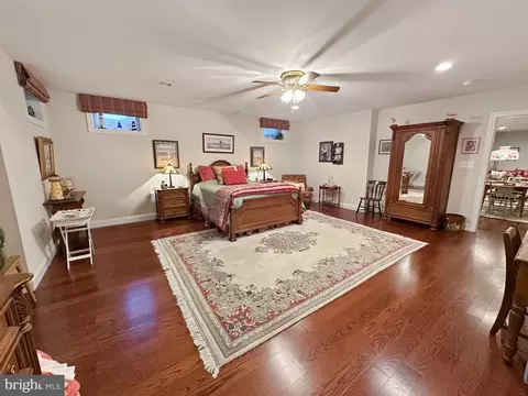 Bedroom - 8201 Green Ice Dr, Pasadena, MD 21122 photo 7 of 9