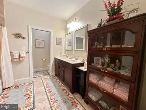 Bath - 8201 Green Ice Dr, Pasadena, MD 21122 photo 11 of 15