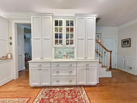Kitchen - 8201 Green Ice Dr, Pasadena, MD 21122 photo 4 of 12