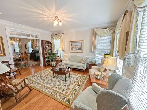 Living - 8201 Green Ice Dr, Pasadena, MD 21122 photo 3 of 5