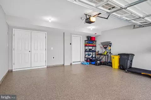 Entry Way - 7105 River Birch Dr, Hanover, MD 21076 photo 14 of 14