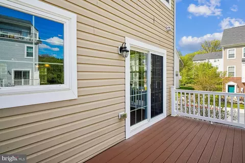 Exterior - 7105 River Birch Dr, Hanover, MD 21076 photo 4 of 15
