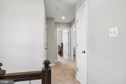 Entry Way - 7105 River Birch Dr, Hanover, MD 21076 photo 10 of 14