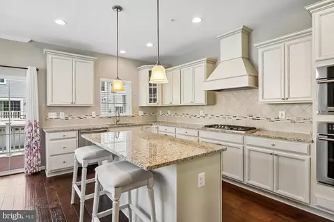 Kitchen - 7105 River Birch Dr, Hanover, MD 21076 photo 2 of 9