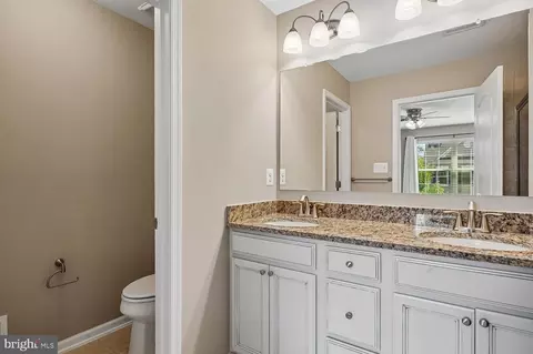 Entry Way - 7105 River Birch Dr, Hanover, MD 21076 photo 11 of 14