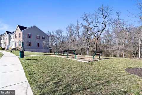 Exterior - 7105 River Birch Dr, Hanover, MD 21076 photo 8 of 15