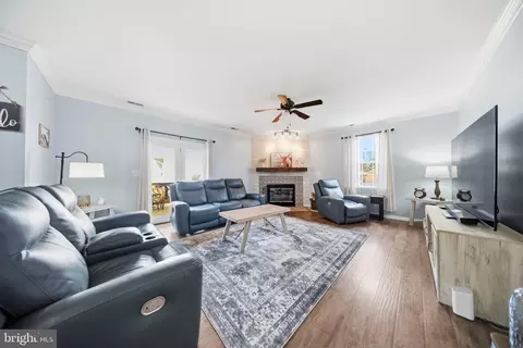 Other - 1221 Cedar Ln, Edgewater, MD 21037 photo 4 of 10