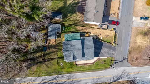 View/Area - 1221 Cedar Ln, Edgewater, MD 21037 photo 3 of 9