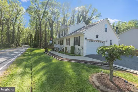 Exterior - 1221 Cedar Ln, Edgewater, MD 21037 photo 3 of 16