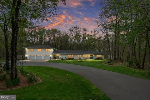 730 Central Ave E, Edgewater, MD 21037