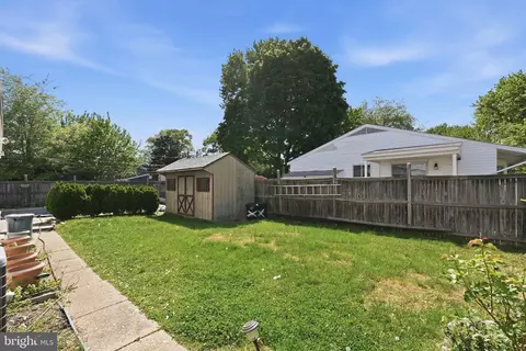 Exterior - 8566 Main Ave, Pasadena, MD 21122 photo 5 of 6