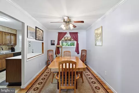 Dining - 8566 Main Ave, Pasadena, MD 21122 photo 1 of 4