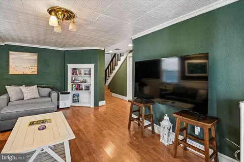 Living - 75 Shipwright St, Annapolis, MD 21401 photo 6 of 7